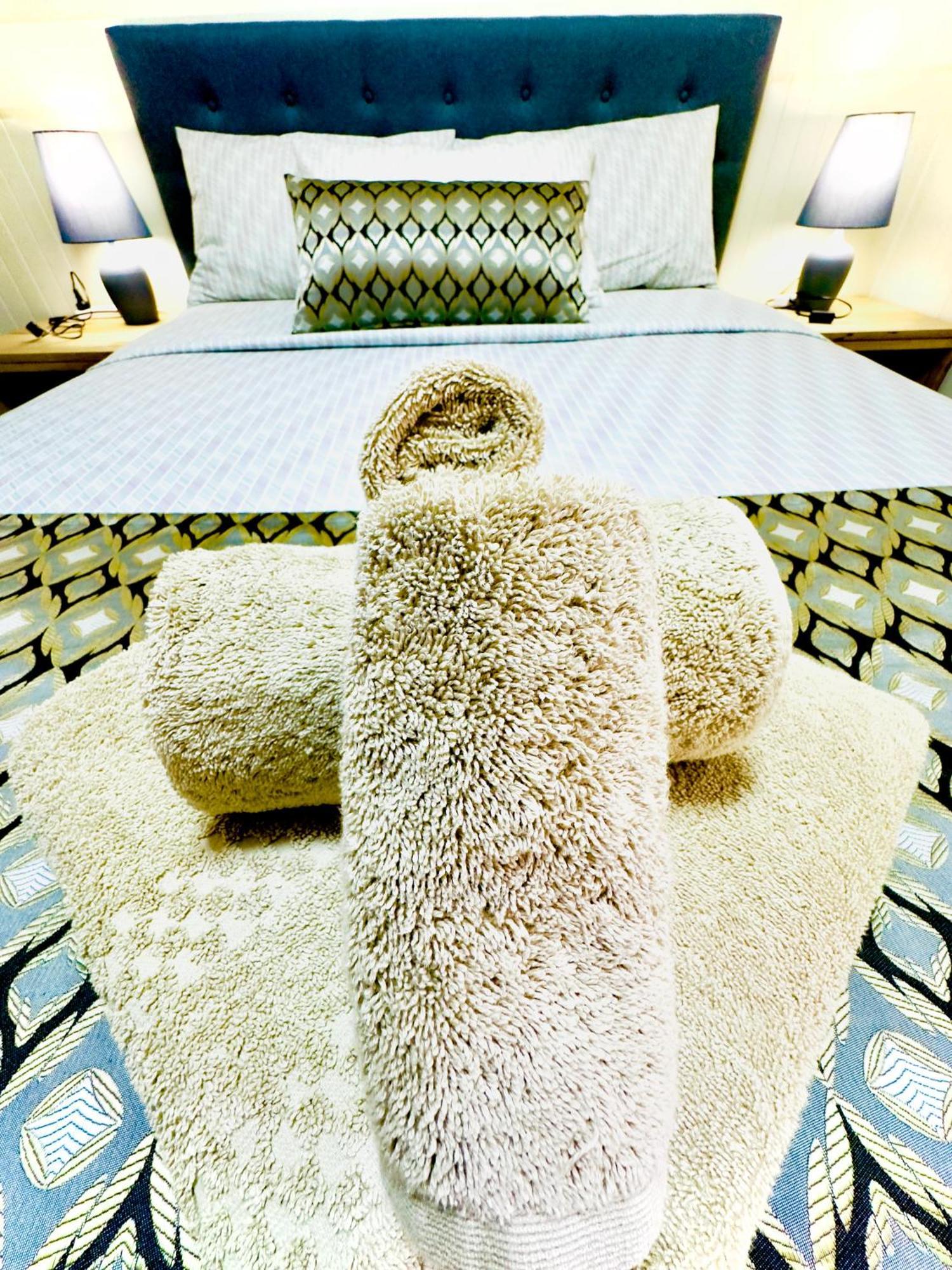 Auto Lodge Motor Inn Сеймур Экстерьер фото